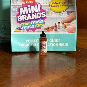 ZURU Mini Brands Hot Honey